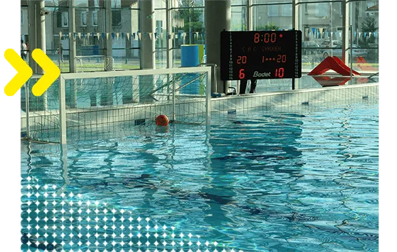 Soluciones de visualización de la hora, la temperatura y la puntuación para piscinas y albercas